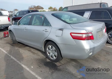2009 Toyota Camry Le z USA, uszkodzony, nr VIN 4T1BE46K19U821166